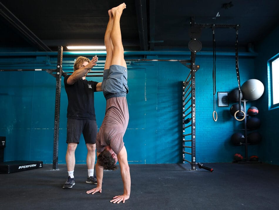 Handstand training met een personal trainer